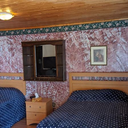 Balgonie Motel Motor Inn Pilot Butte Exteriör bild